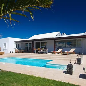 Villa Coral, Puerto del Carmen (Lanzarote)