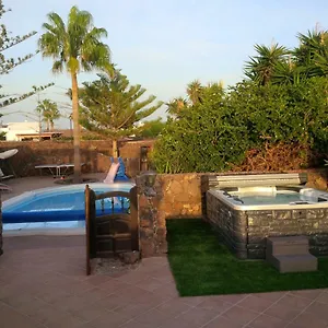 Villa Piscine Jacuzzi Puerto Del Carmen, Puerto del Carmen (Lanzarote)